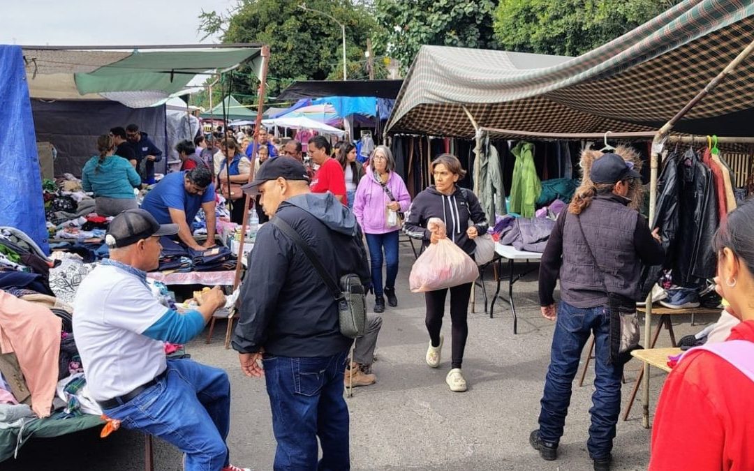 Descubre el Tianguis de La Rosita: Antigüedades, Sabores y Tradición en Torreón