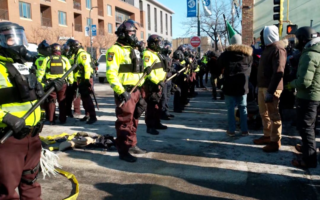 Congresistas Demócratas Exigen Supervisión Ante el Uso Excesivo de la Fuerza Migratoria