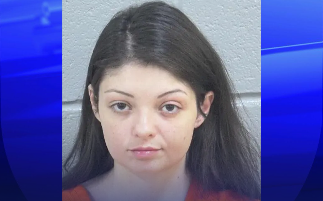Asalto Agravado en Midland: Ana María Levario Arrestada Tras Atacar a su Madre con un Cuchillo