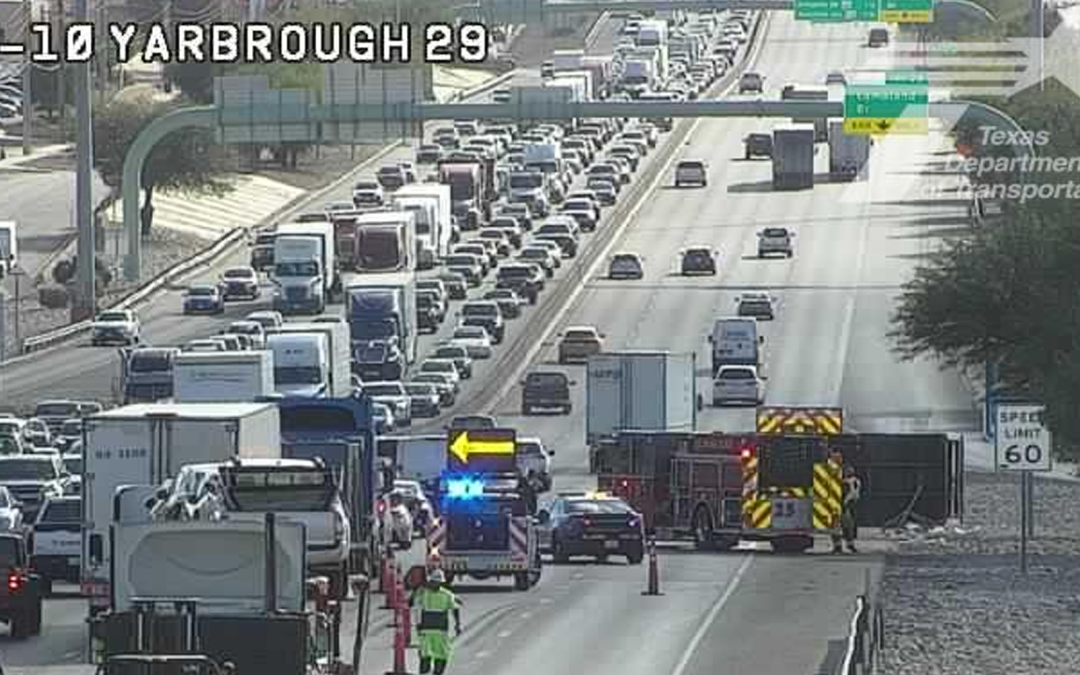 Accidente de Camión en la I-10 Este Cerca de Yarbrough: Tráfico y Rutas Alternas Recomendadas