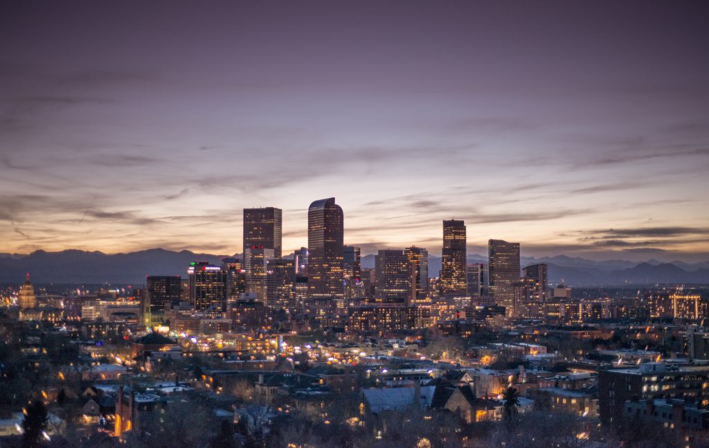 Refugios en Denver: Apoyo y Seguridad para Familias Durante el Clima Frío