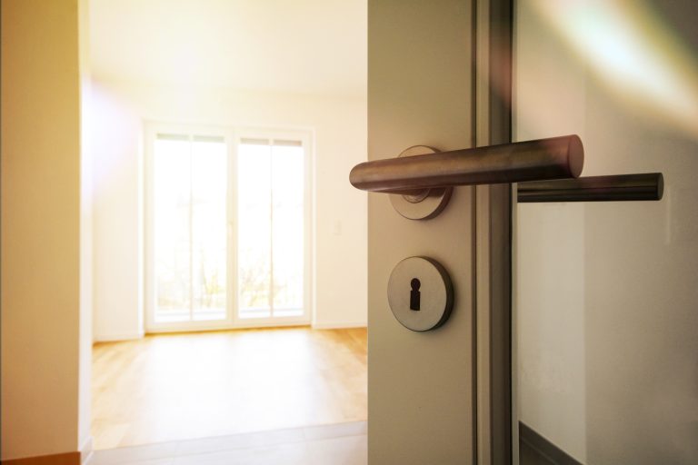 House Burping: La viral tendencia de abrir ventanas en invierno para mejorar tu hogar