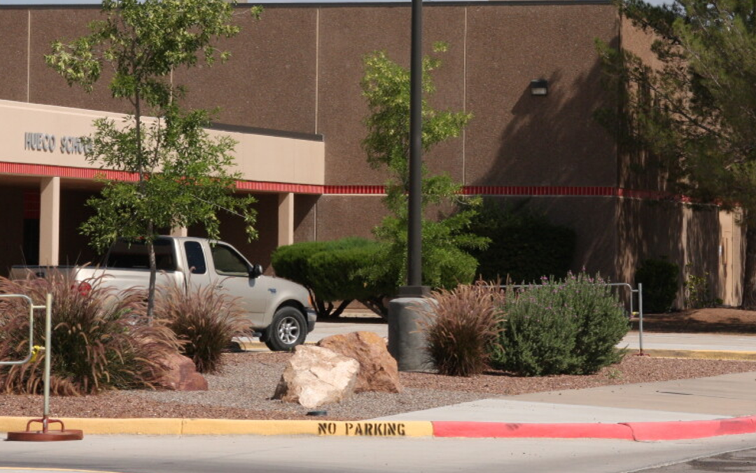 Escuela Primaria de El Paso Activa Protocolo de Seguridad por Olor Inusual y Humo Azul