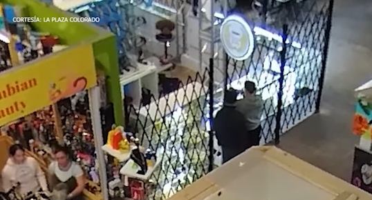 Robos de Joyería en Aurora: La Policía Pide Ayuda a la Comunidad para Identificar a los Sospechosos