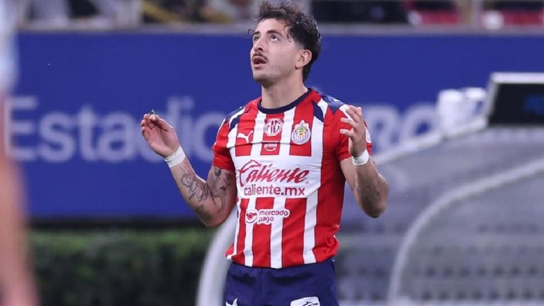 Alan Mozo deja Chivas y se une a nuevo equipo en la Liga MX para el Clausura 2026