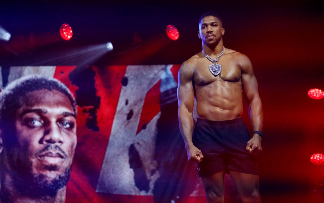 Anthony Joshua se recupera: Sale del hospital tras accidente de tráfico en Nigeria
