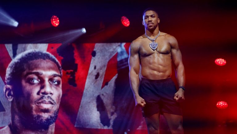 Anthony Joshua se recupera: Sale del hospital tras accidente de tráfico en Nigeria