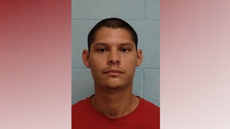 Arrestan a sospechoso por homicidio en McAllen este año.