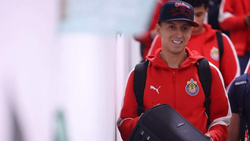 Chivas se Prepara para el Desafío Contra Atlas en la Copa Pacífica