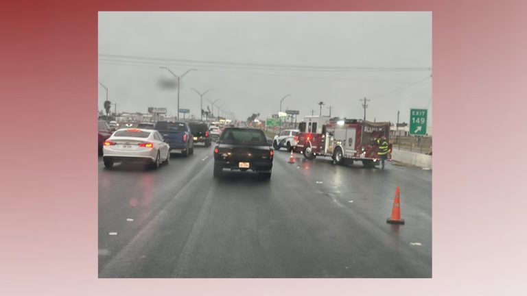 Choque provoca retrasos en carriles oeste de la I-2 en Alamo–San Juan