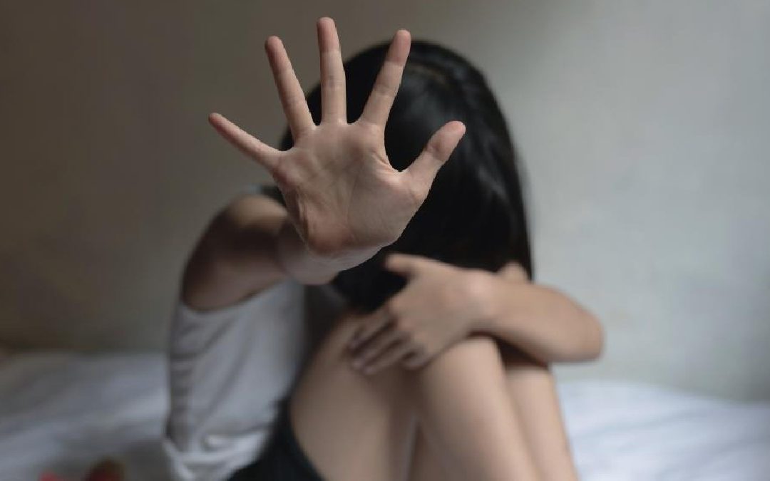 Detenciones en el AMG: Fiscalía Arresta a 3 Hombres por Abuso Infantil y Violación