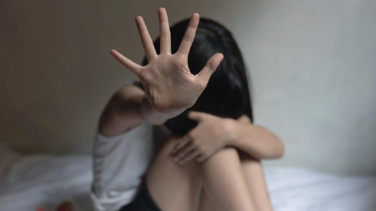 Detenciones en el AMG: Fiscalía Arresta a 3 Hombres por Abuso Infantil y Violación