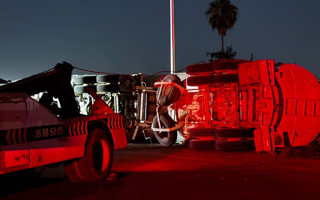 Pipa Volcada en Carretera a Chapala: Desafíos de Seguridad Vial en Guadalajara