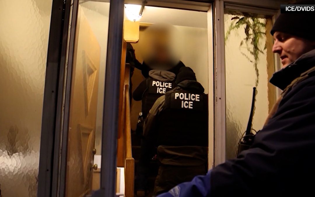 El Poder de ICE: Protestas y Reacciones a la Nueva Directriz Inmigratoria