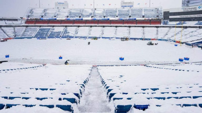 ¡Buffalo Bills invita a sus aficionados a un evento de palear nieve en el Highmark Stadium!