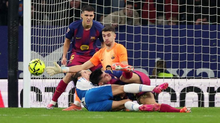 Joan García y la polémica jugada que sorprendió en el Espanyol vs Barcelona