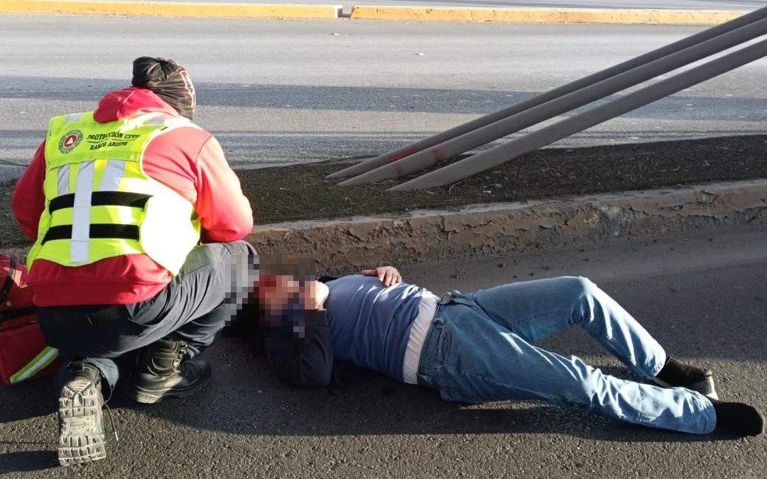 Trágico atropello en la carretera Saltillo-Monterrey: joven de 20 años en estado agresivo