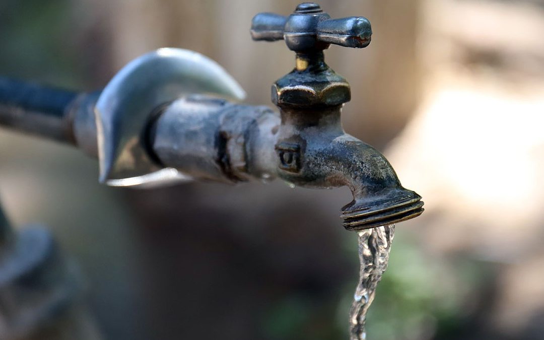 Corte de Agua Temporal en Kingsville: Reparaciones de Hidrante en Proceso