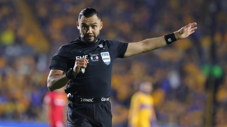 Pollo Ortiz: ‘Los equipos de fútbol vetan árbitros y traerán talento extranjero’