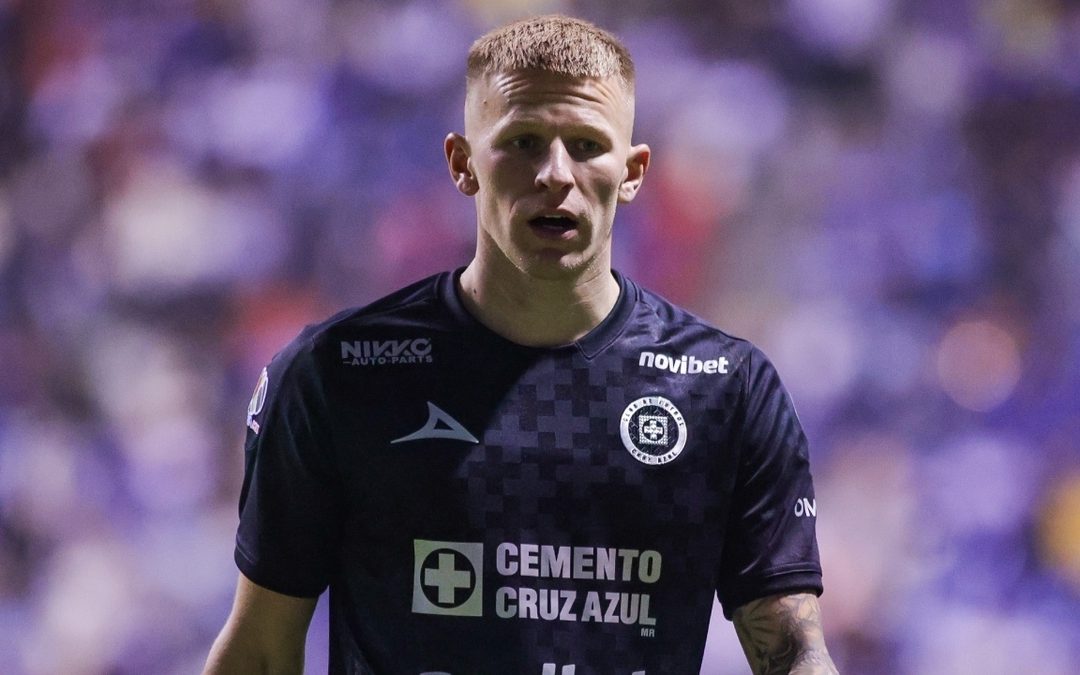 Houston Dynamo Busca a Mateusz Bogusz: ¿Cruz Azul está Considerando su Salida?