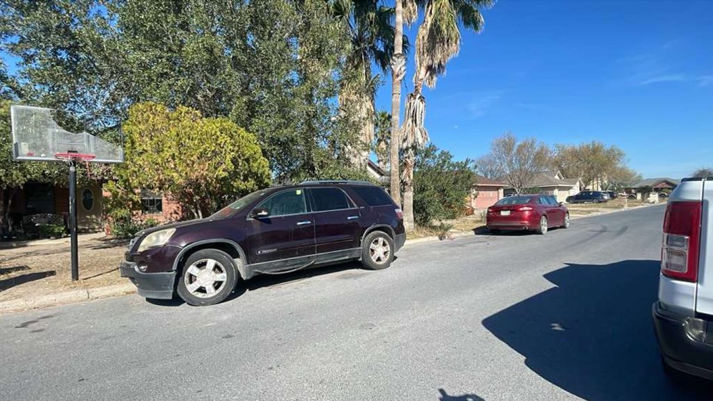 Policía de McAllen solicita apoyo a Pharr en búsqueda de sospechoso de robo de vehículo