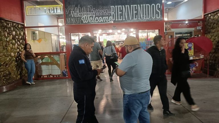 Crédito emocional: exempleado de supermercado en Torreón se prende fuego tras una crisis