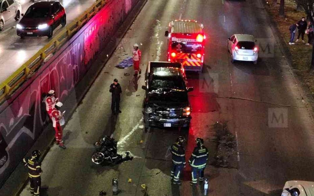 Motociclista Muerto Tras Choque con Camioneta en el Circuito Interior de CdMx
