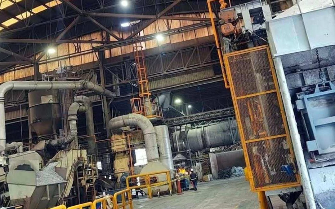Accidente Laboral en García: Muere Trabajador Prensado por Máquina