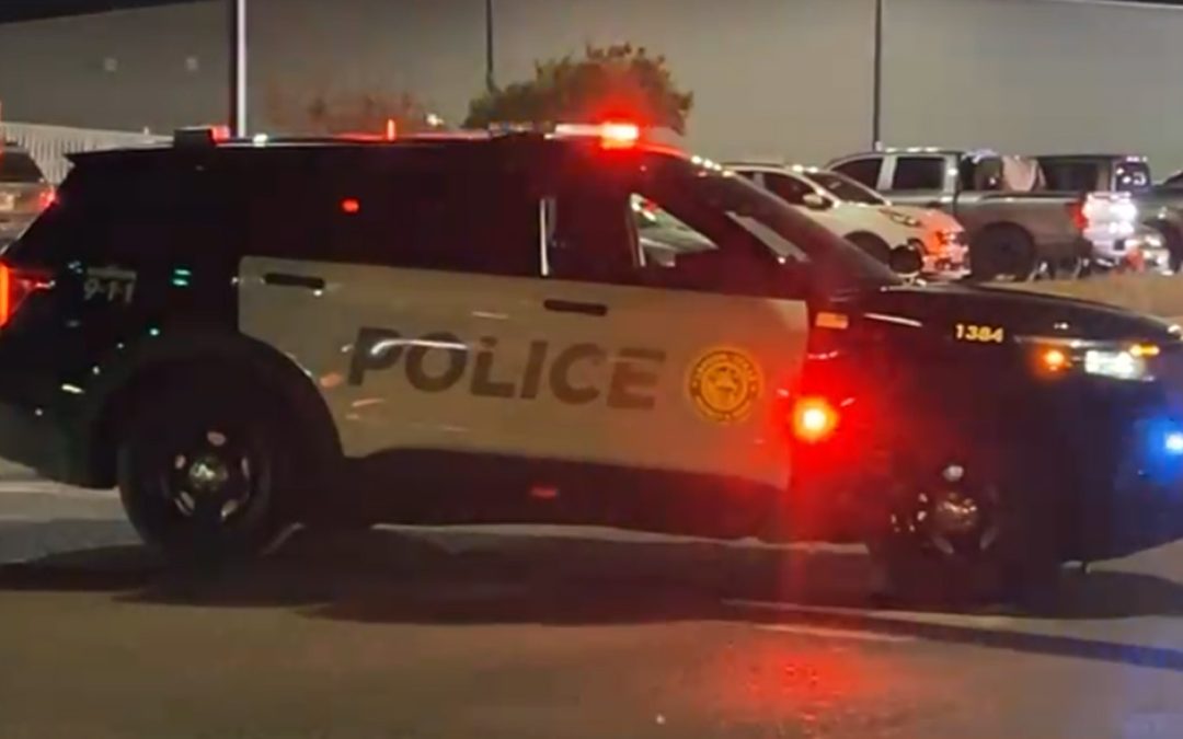 Accidente en Laredo: Motociclista Involucrado frente a Planet Fitness