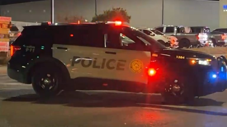 Accidente en Laredo: Motociclista Involucrado frente a Planet Fitness