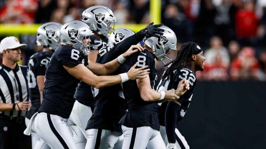 Impactante triunfo de Raiders sobre Chiefs en la NFL 2025-26