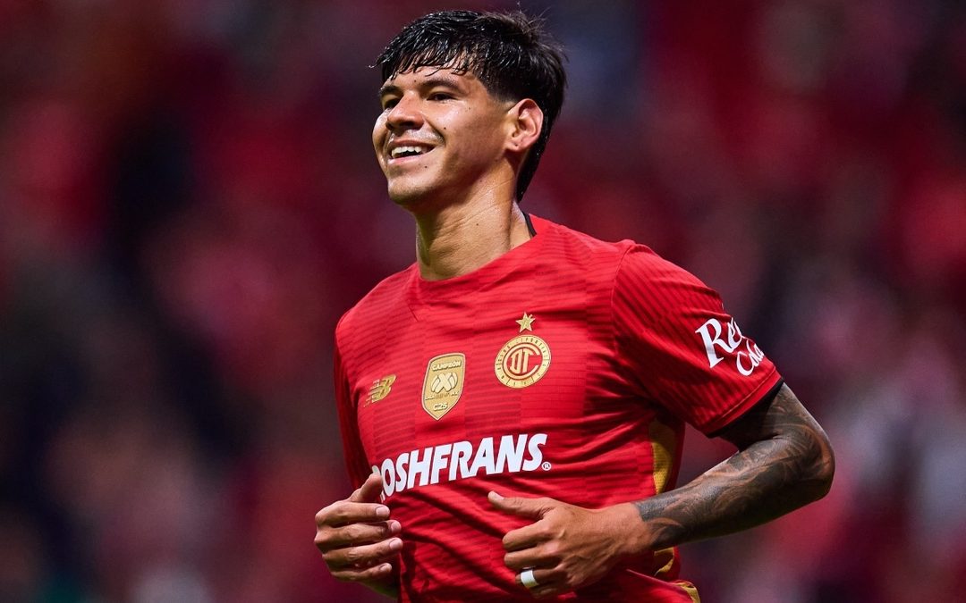 Robert Morales Entrena Sin Problemas en Toluca a Pesar de la ‘Novela’ que Lo Rodea