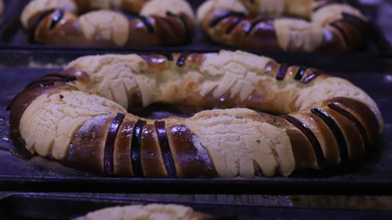 Descubre el Precio de la Rosca de Reyes en la Panificadora La Flor de Puebla