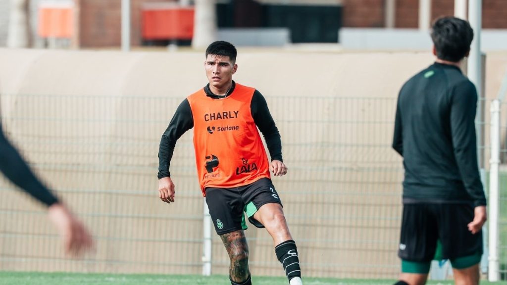 Santos Laguna se prepara para enfrentar a Necaxa: Presentación de refuerzos mañana