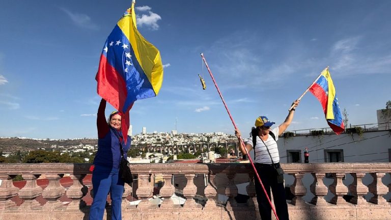 Venezolanos en Querétaro Celebran la Detención de Nicolás Maduro en EE.UU.