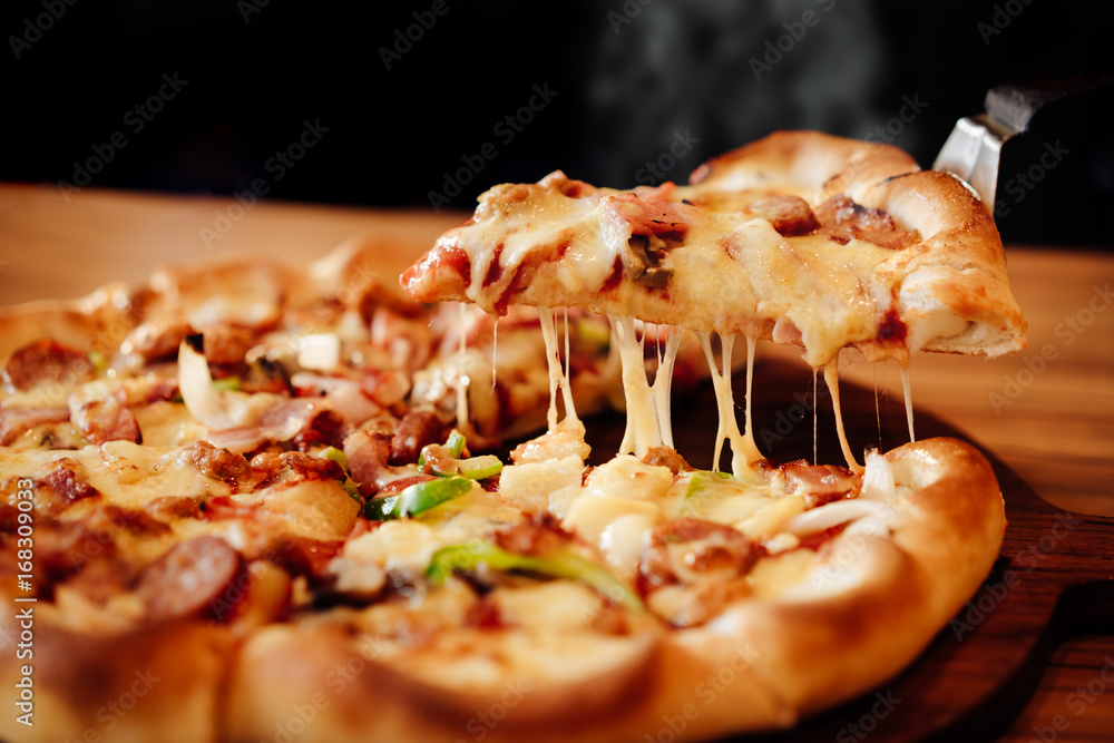 Pizzerías de Longmont lanzan ‘Pizza With Purpose’ para combatir el hambre en Colorado