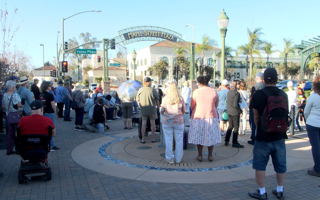 Vigilia por la Paz en Escondido: Un llamado a la Unidad ante las Redadas Migratorias
