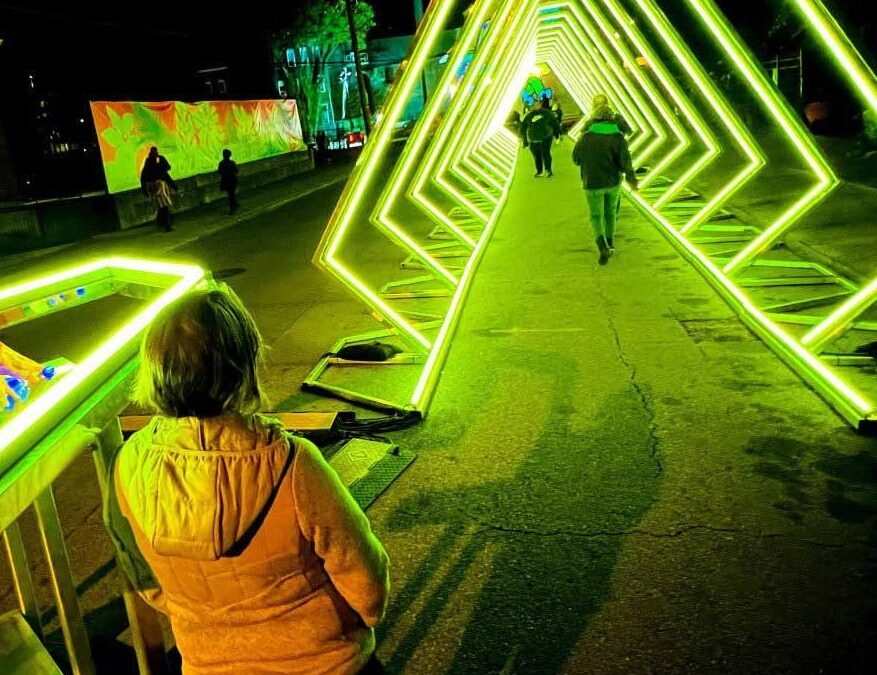 Festival de Arte Iluminado de Reno: Una Experiencia Única de Música y Luz
