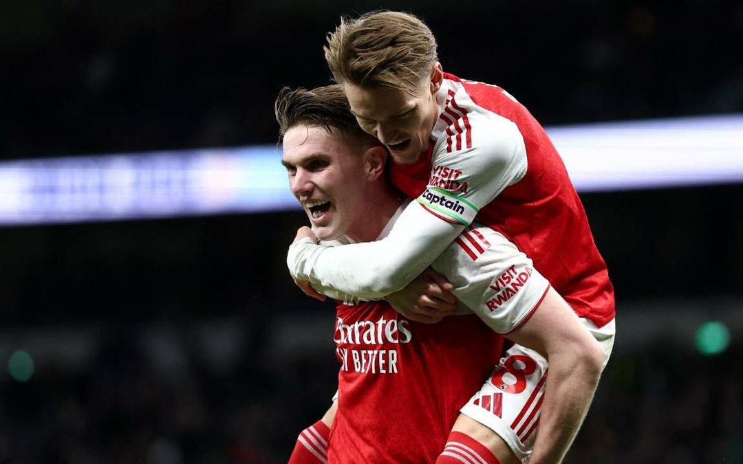 Arsenal Golea al Tottenham y Avanza con Fuerza Hacia el Título de la Premier League