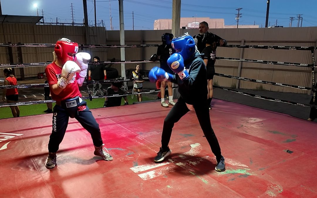 Julián Representa al Condado Imperial en el Torneo Internacional de Boxeo