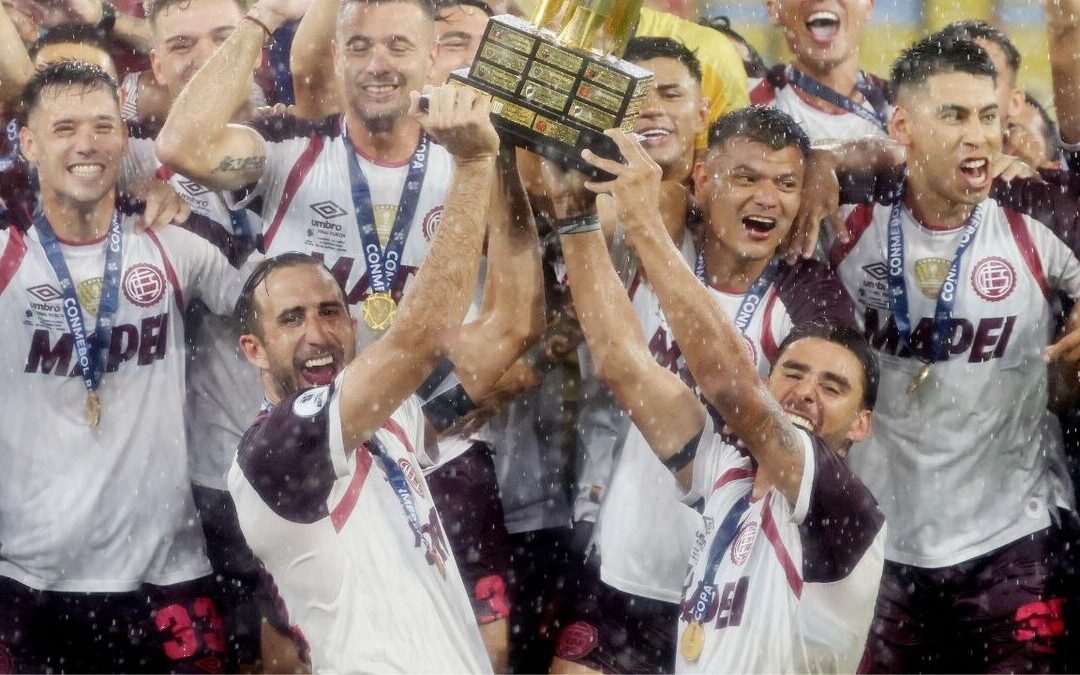 Tres exjugadores de Liga MX que se coronaron campeones con Lanús frente a Flamengo