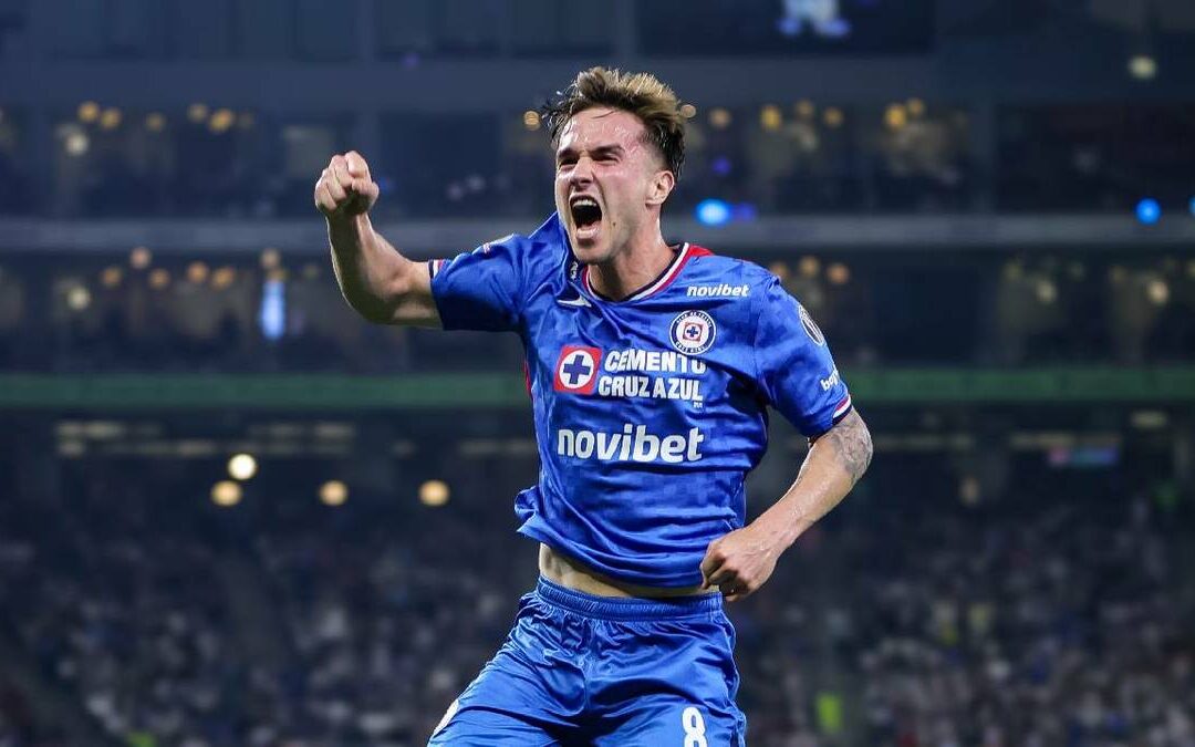 Cruz Azul Asciende a la Cima de la Clasificación Tras Victoria Sobre Rayados