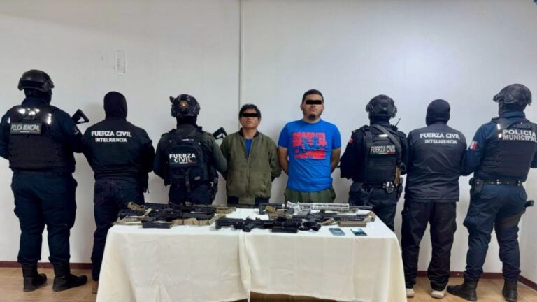Fuerza Civil Realiza Detención de Dos Hombres con Armas Largas en Linares, Nuevo León
