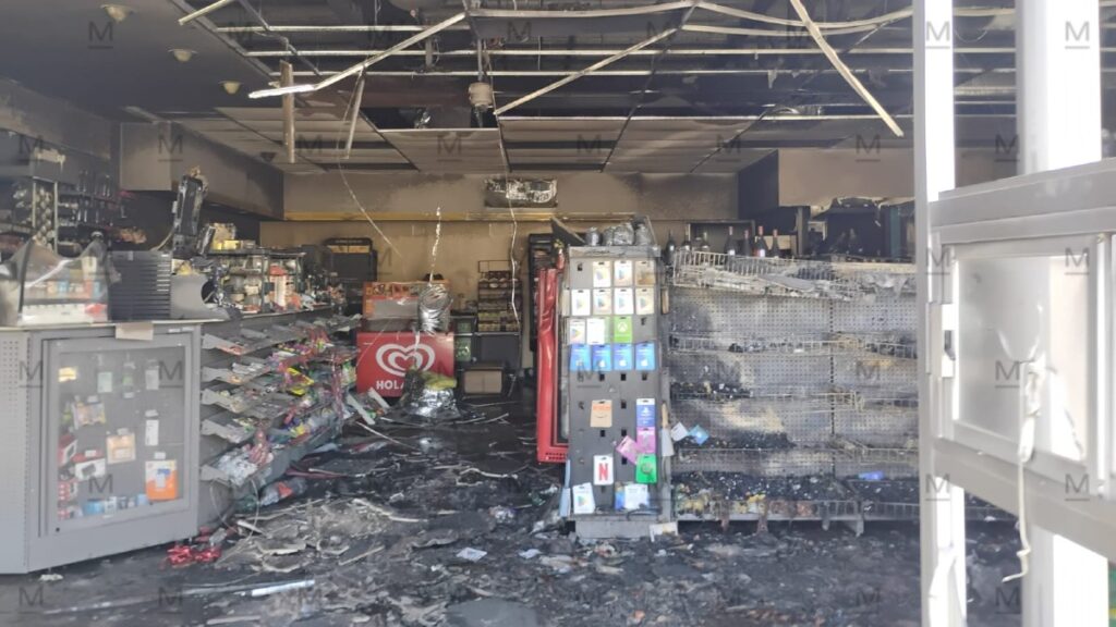Guanajuato Enfrenta Quemas a Negocios y Vehículos Tras Muerte de El Mencho