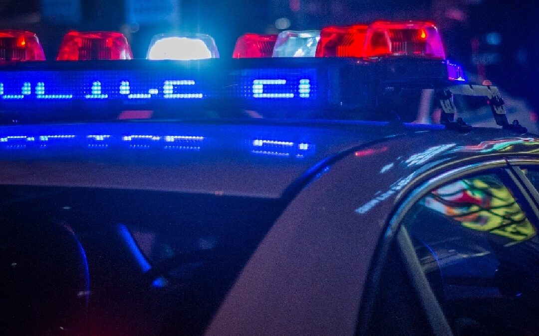 Infracción de tránsito: joven de 24 años enfrenta graves cargos criminales por posesión de THC y soborno