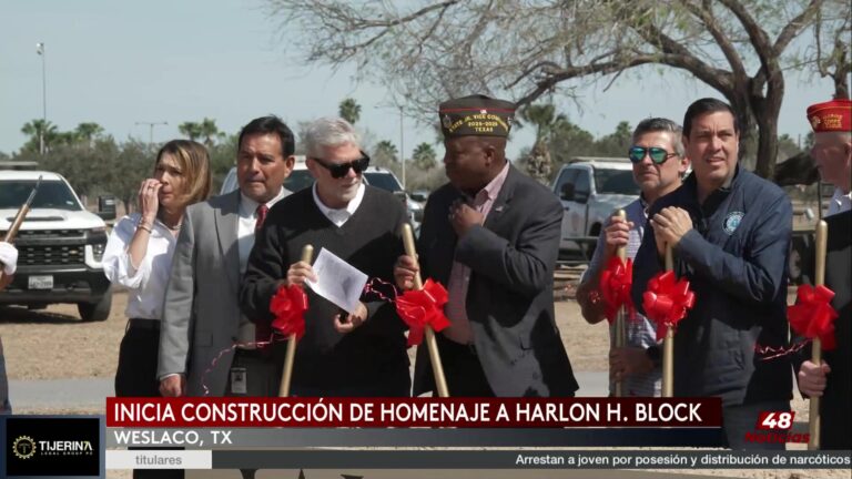 Héroe Celebrado: Bajorrelieve En Honor A Harold H. Pharr