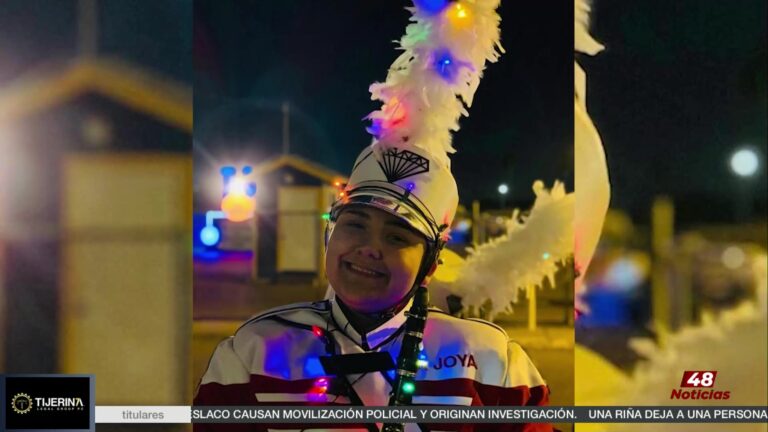 Joven De La Joya Busca Ayuda Para Graduarse
