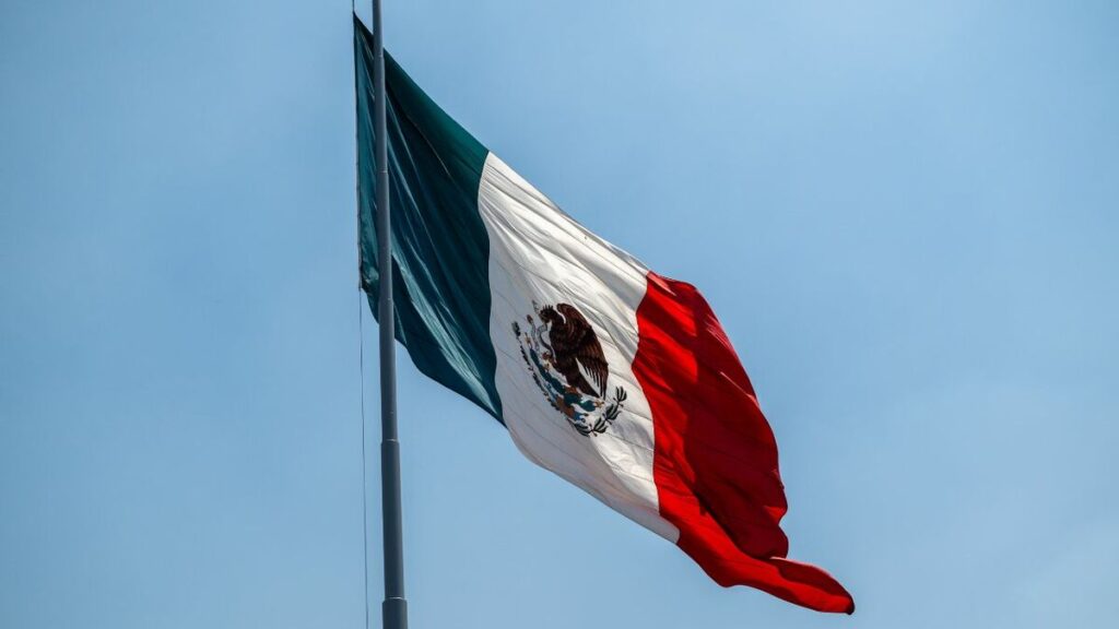 Minuto de Silencio en Honor a las Víctimas de la Violencia