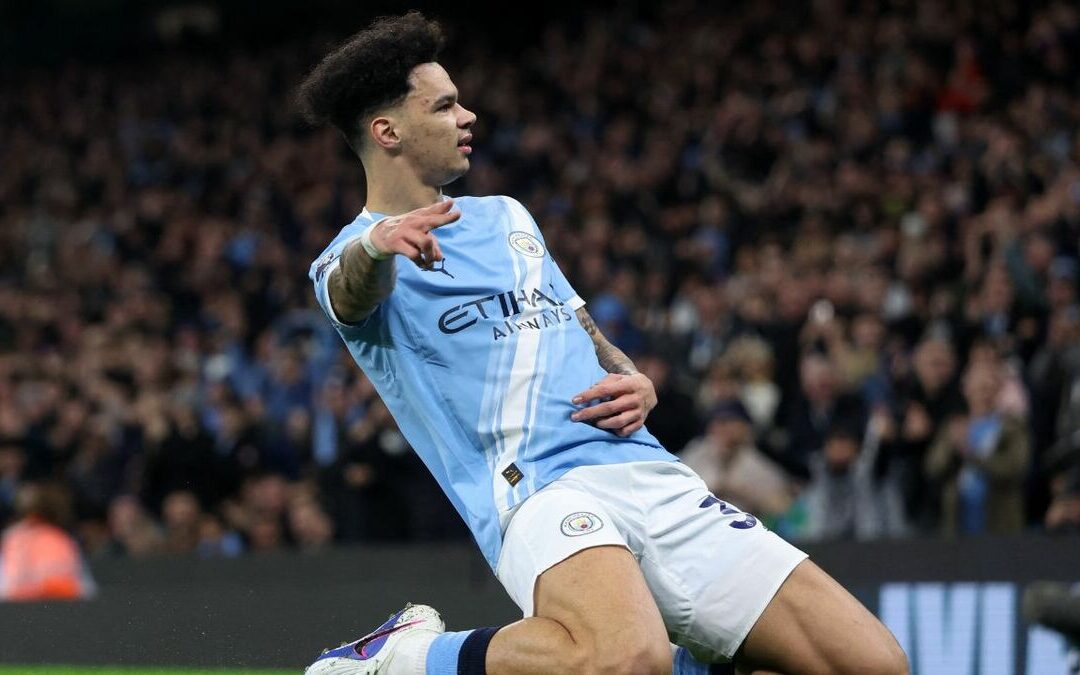 Manchester City derrota al Newcastle y se acerca al Arsenal en la Liga Premier