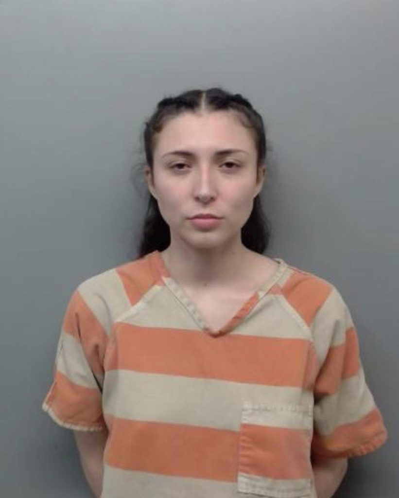 Operación Stone Garden: Arresto de mujer con múltiples órdenes por delitos graves en Webb County